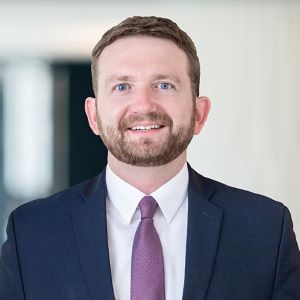 Erik Jones headshot
