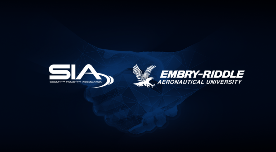 SIA and Embry-Riddle Aeronautical University logos