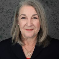 Linda Ziemba headshot