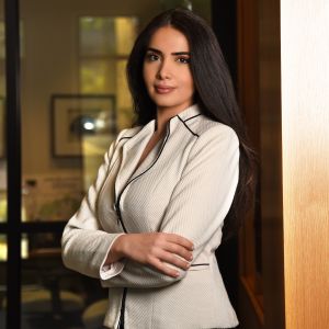 Sara Eslamlou headshot