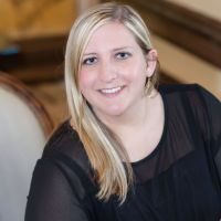 Suzi Abell preferred headshot-200x200