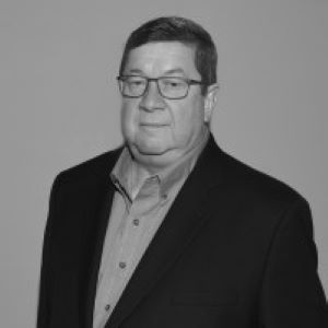 Martin-Janiak Martin Janiak headshot